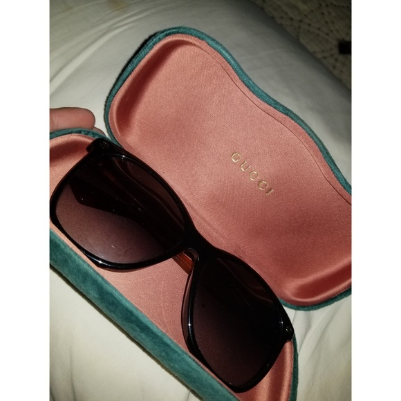Gucci Glasses - Picture 1 of 5